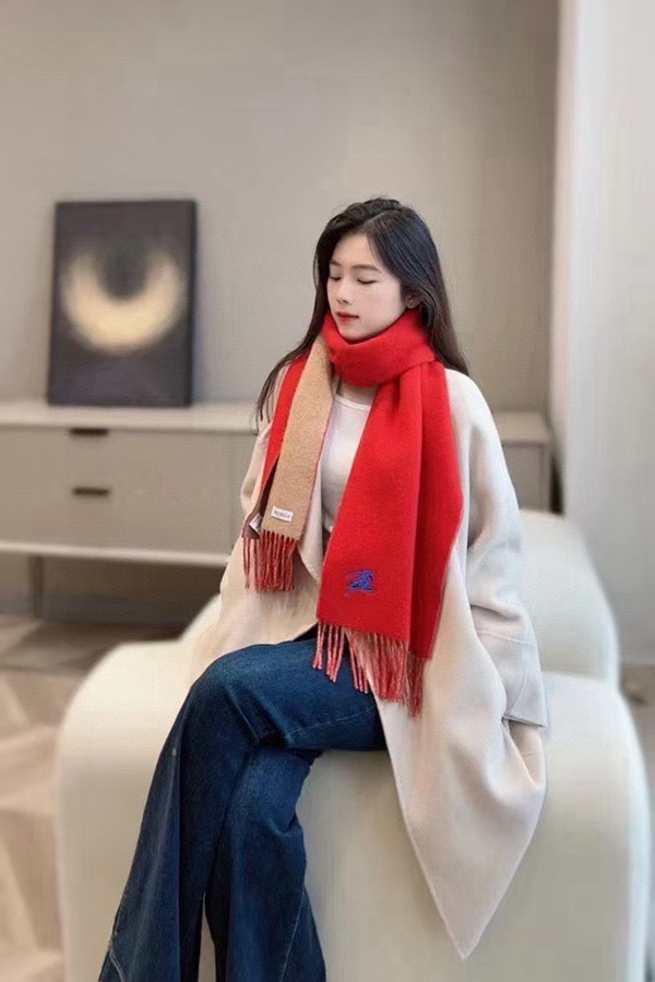 ブランドマフラー正面デザイン